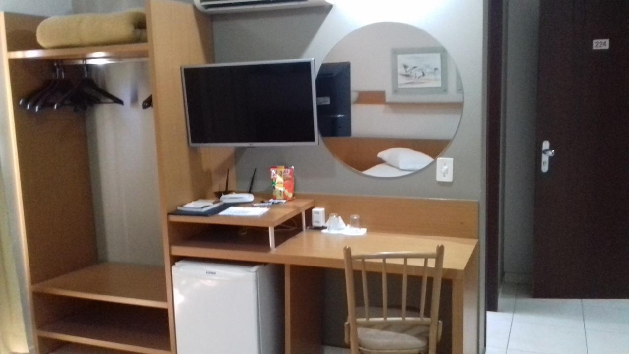 Vila Verde Hotel Toledo  Luaran gambar